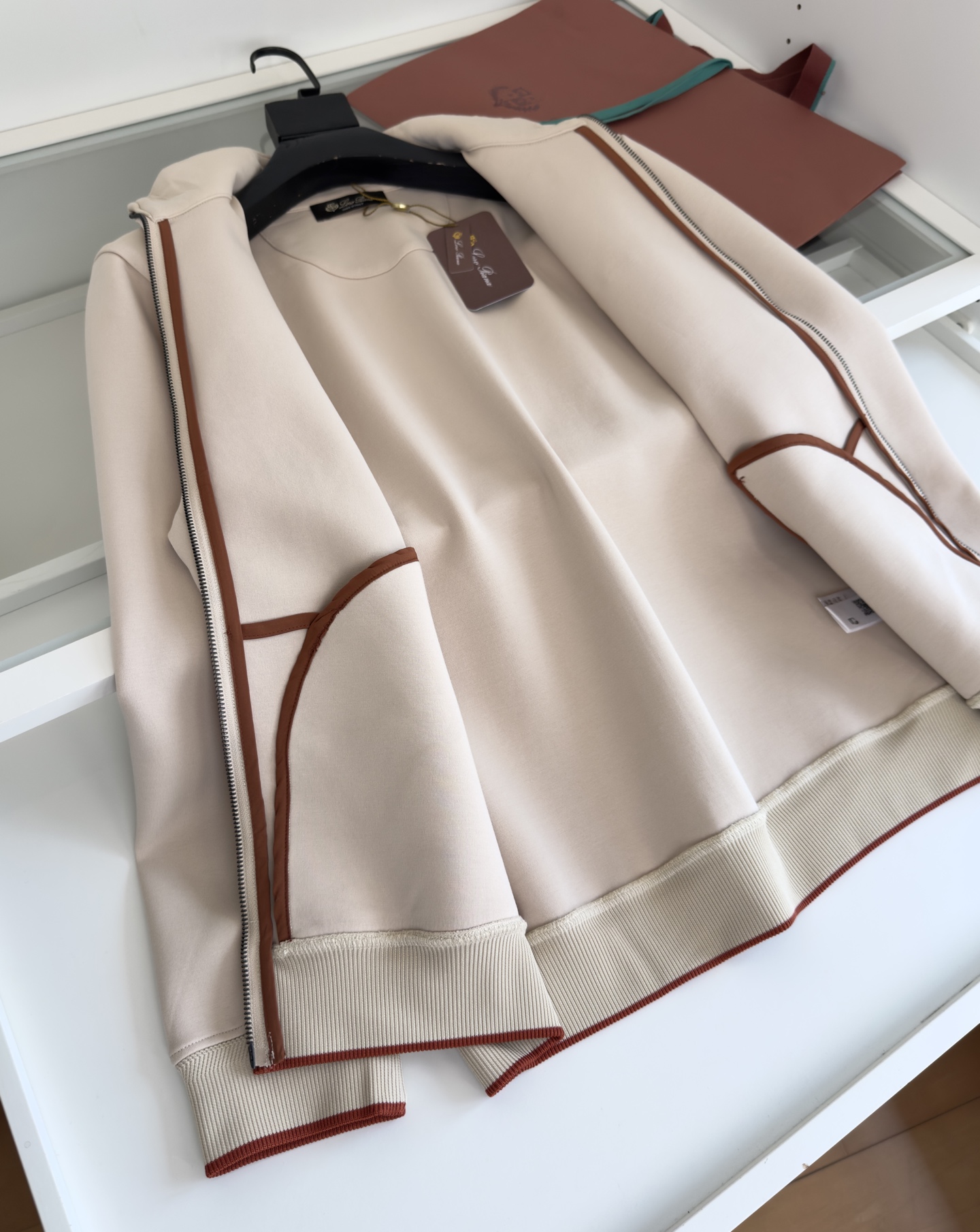 外套 Lo*ro Pi*na诺 u翩雅 （可搭配套装）都市休闲立领卫衣外套 年年经典款式 螺纹撞色 是今