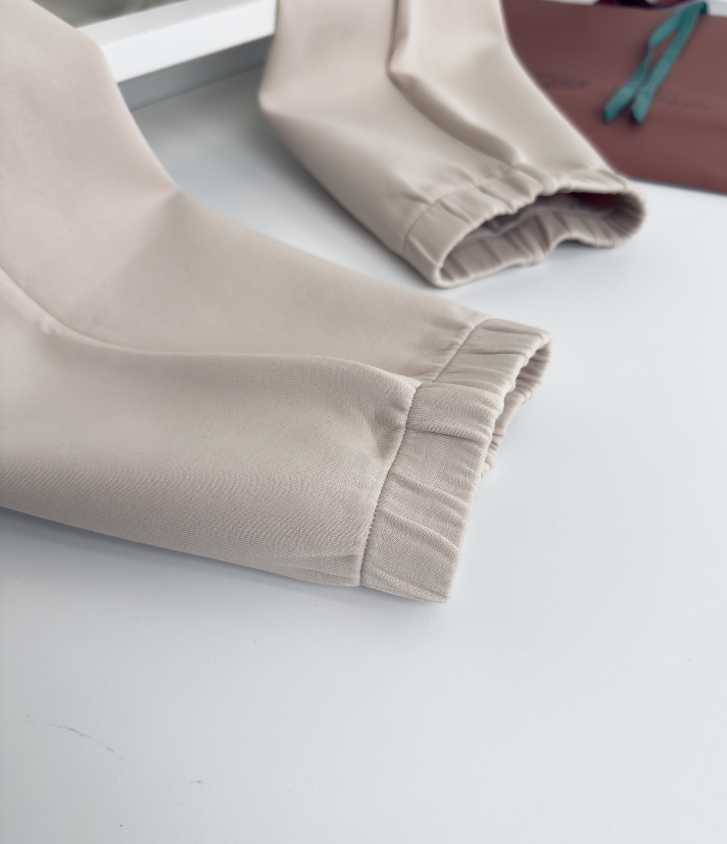 裤子 Lo*ro Pi*na诺 u翩雅 （可搭配套装）都市休闲立领卫衣外套 年年经典款式 螺纹撞色 是今