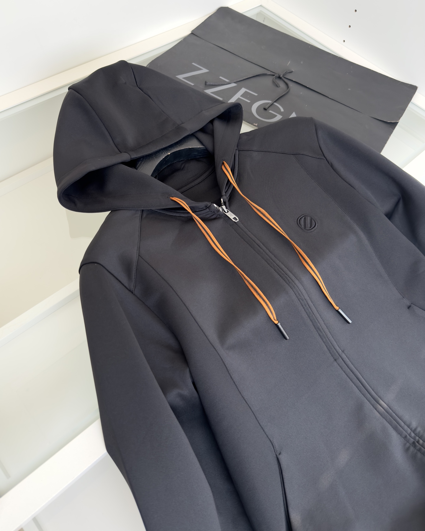 外套 ZE*NA杰*亚 2025秋冬 （可搭配套装）休闲运动连帽休闲套装 经典款 胸口标志点缀 结合 几