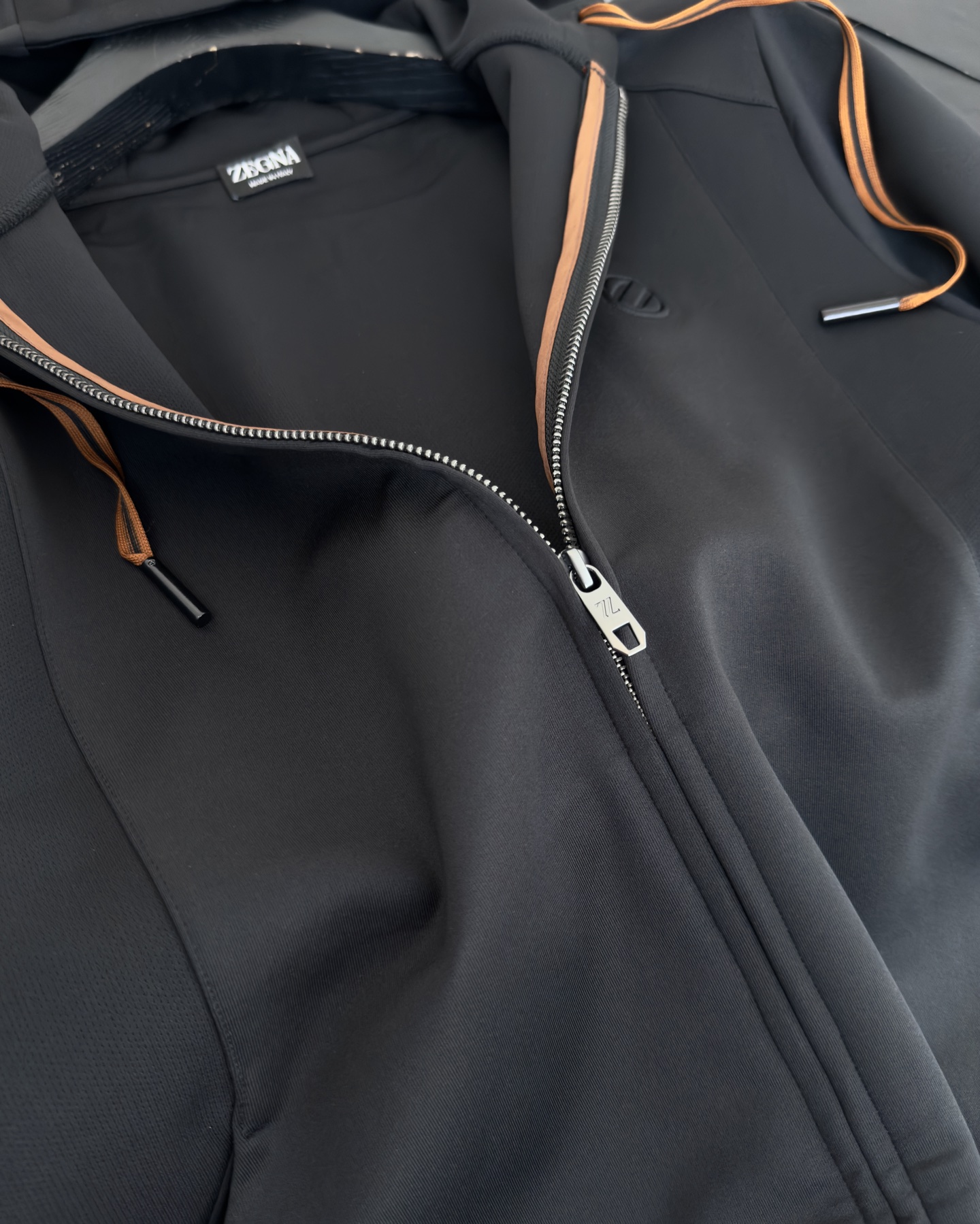 外套 ZE*NA杰*亚 2025秋冬 （可搭配套装）休闲运动连帽休闲套装 经典款 胸口标志点缀 结合 几