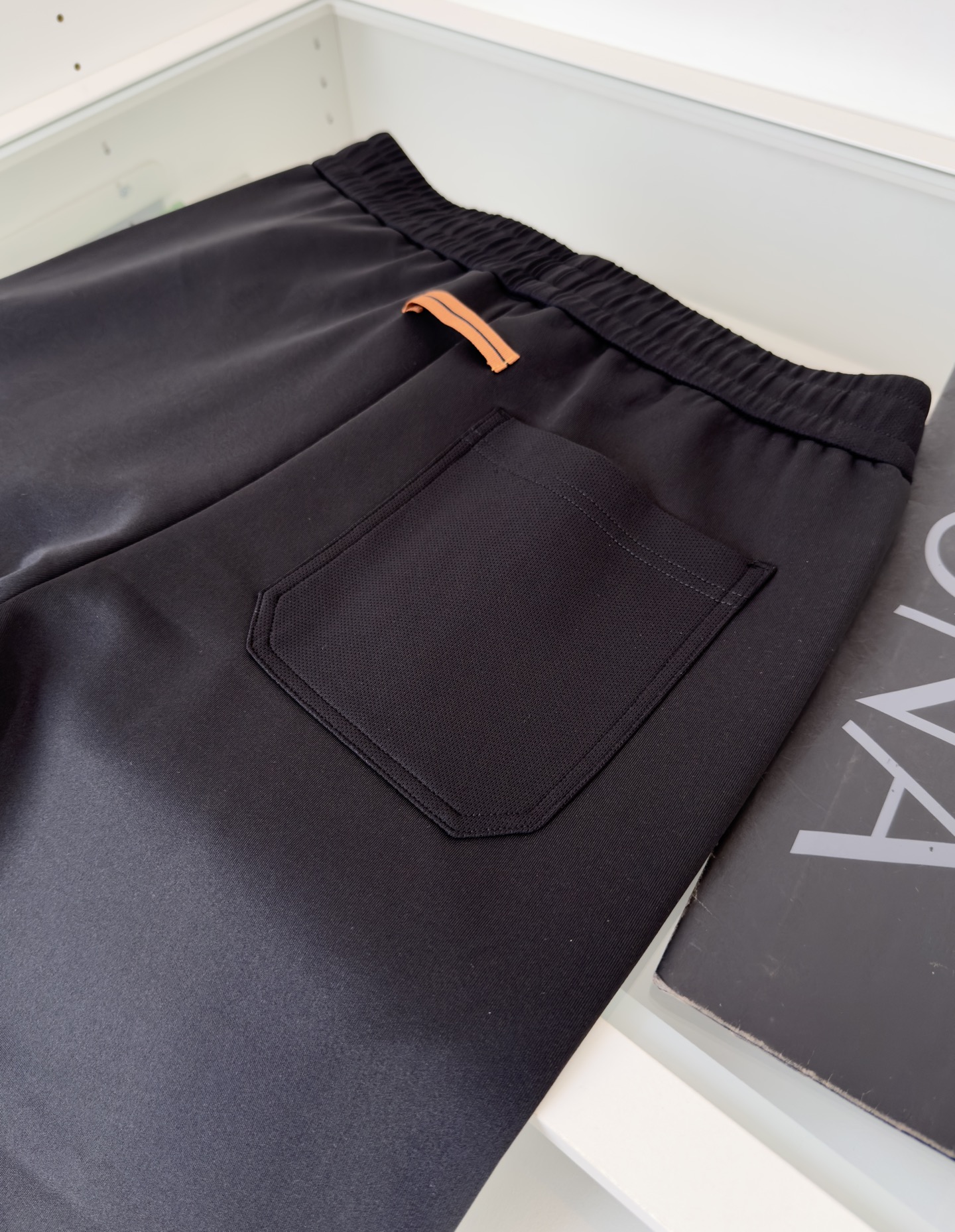 裤子 ZE*NA杰*亚 2025秋冬 （可搭配套装）休闲运动连帽休闲套装 经典款 胸口标志点缀 结合 几