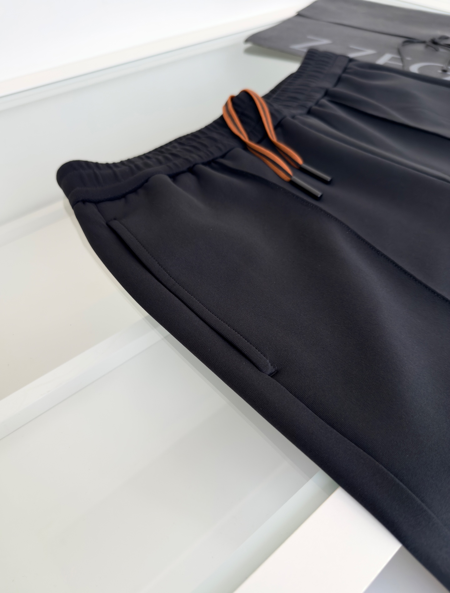 裤子 ZE*NA杰*亚 2025秋冬 （可搭配套装）休闲运动连帽休闲套装 经典款 胸口标志点缀 结合 几