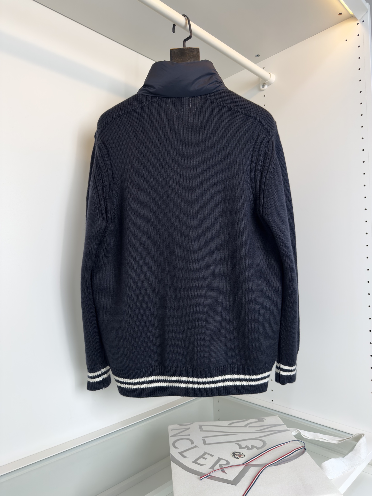 MONCLER Men's Wool-Panelled Down Jacket - Stylish and Warm Outerwear 3 i1757860383903 4727 0 1