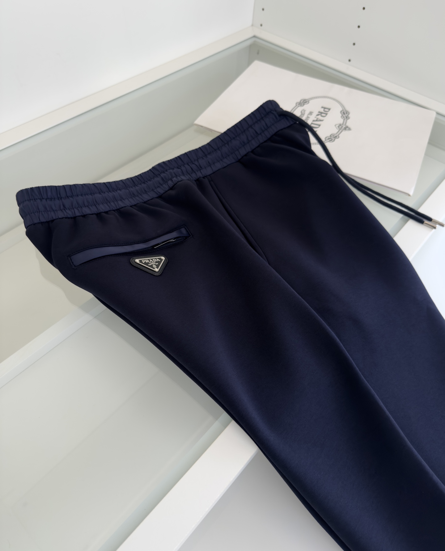 Prada Solid Color Casual Pants Elastic Waist Straight-Leg Trousers for Women 9 i1759076018977 5882 0 7