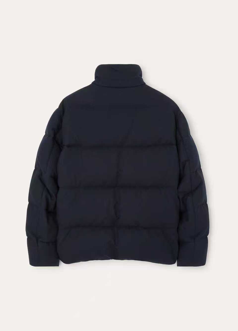 Lo*ro Pi*na诺 u翩雅 2025秋冬 商务通勤立领羽绒外套！年年经典款式 小立领 两侧插袋 拉