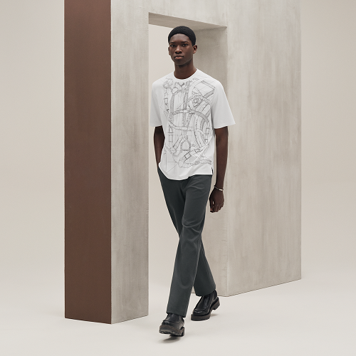 NO:701085,The upper body effect of the official website model is as follows!  Try on 172-size L is suitable. Please refer to the size chart when placing an order, Hermès-clothing, hermes,19860909官网模特上身效果如下！ 试穿172-穿L码合适 下单可参考尺码表,爱马仕-服装,hermes,,Women's clothing