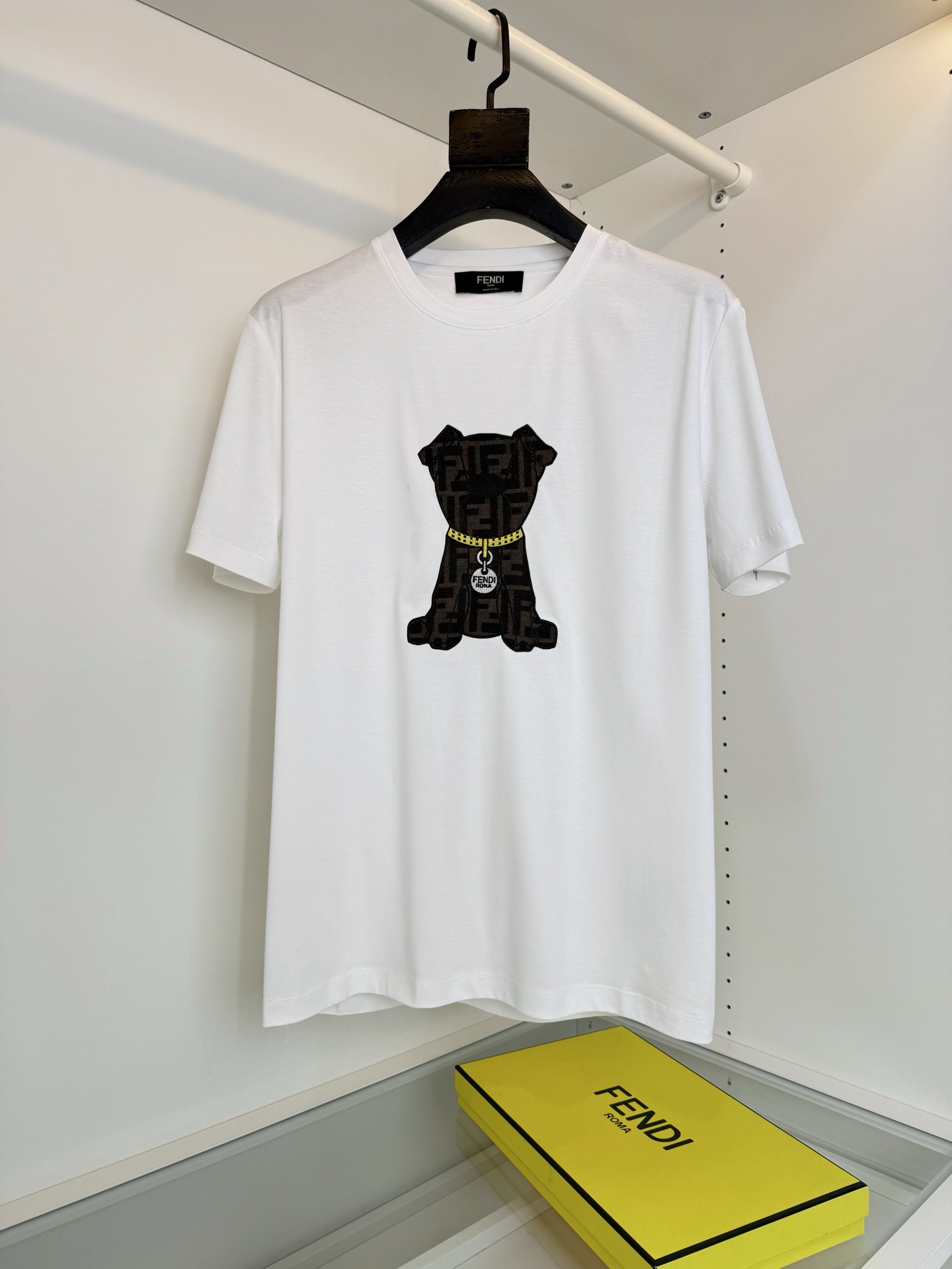 펜디 자수 패치 코튼 반팔 티셔츠 2202 Fendi T Shirt