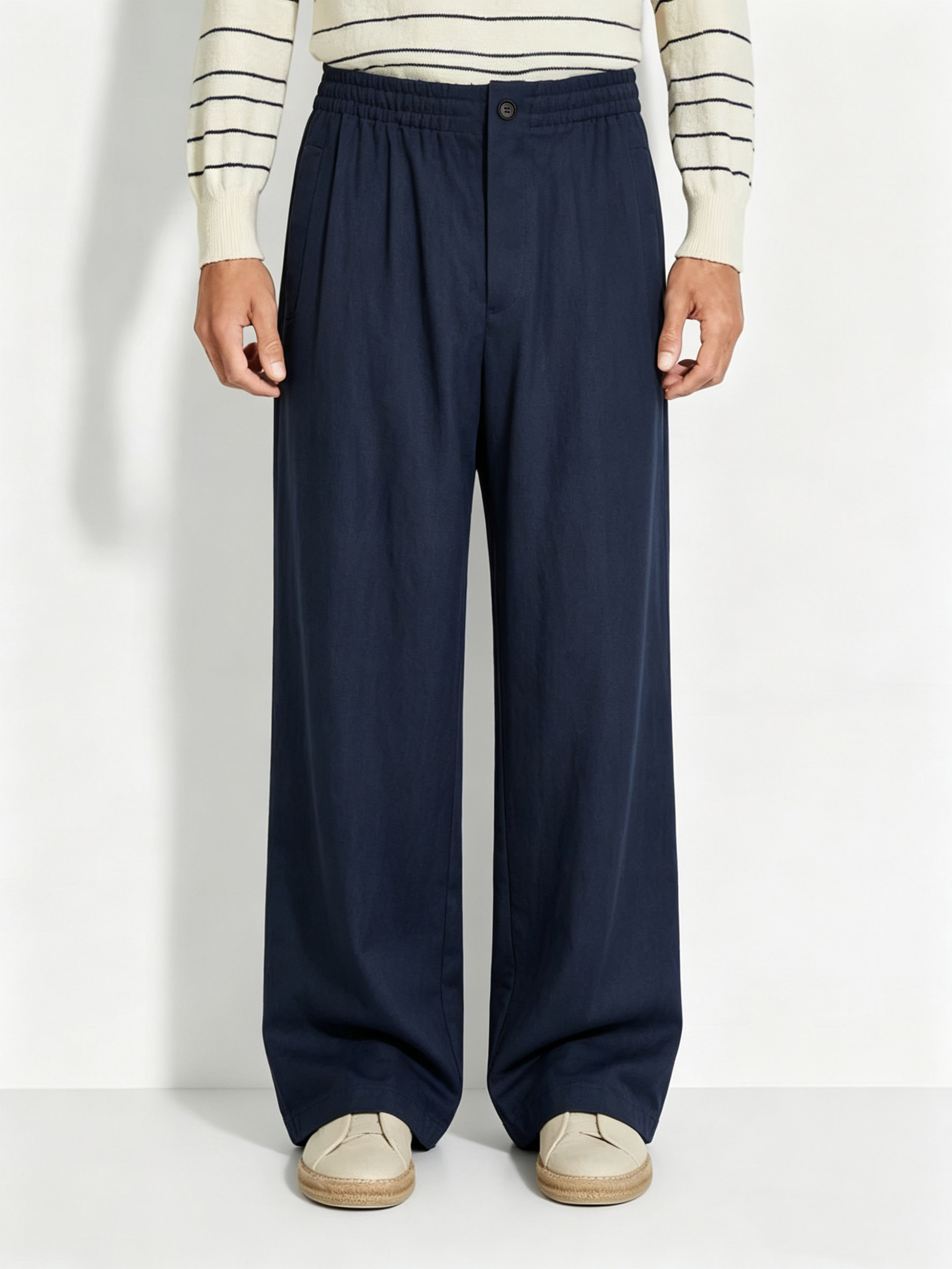 NO:827015,The model's upper body effect is as follows. Try on 172 - waist circumference 82cm and wear size 50. Please refer to the size chart when placing an order, men's clothing.19860909模特上身效果如下 试穿172-腰围82cm穿50码合适 下单可参考尺码表,男装,,Women's clothing