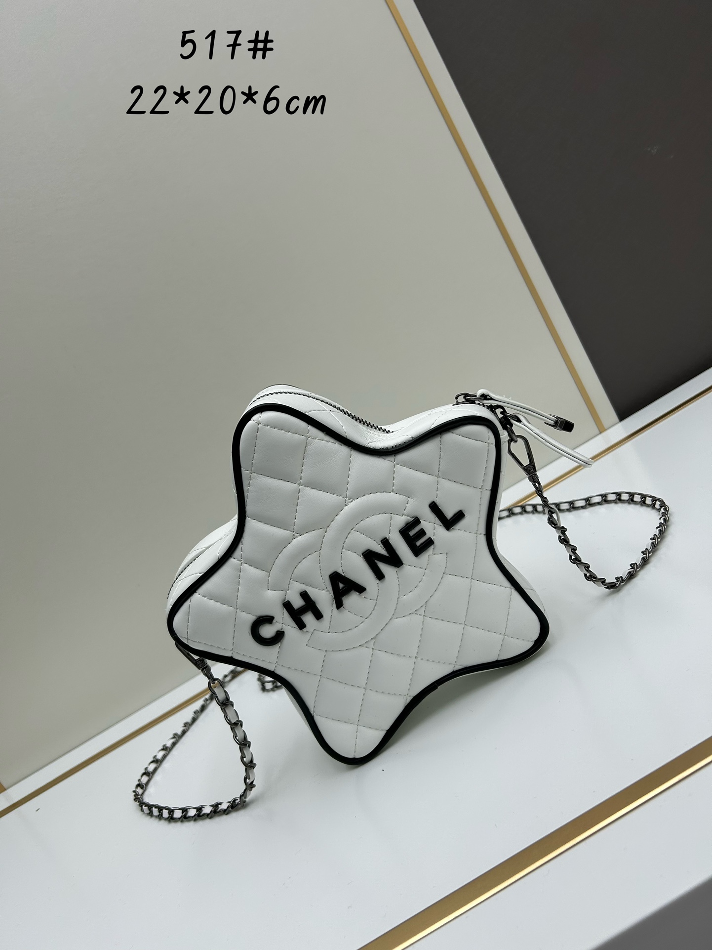 Chanel Crossbody & Shoulder Bags Gold