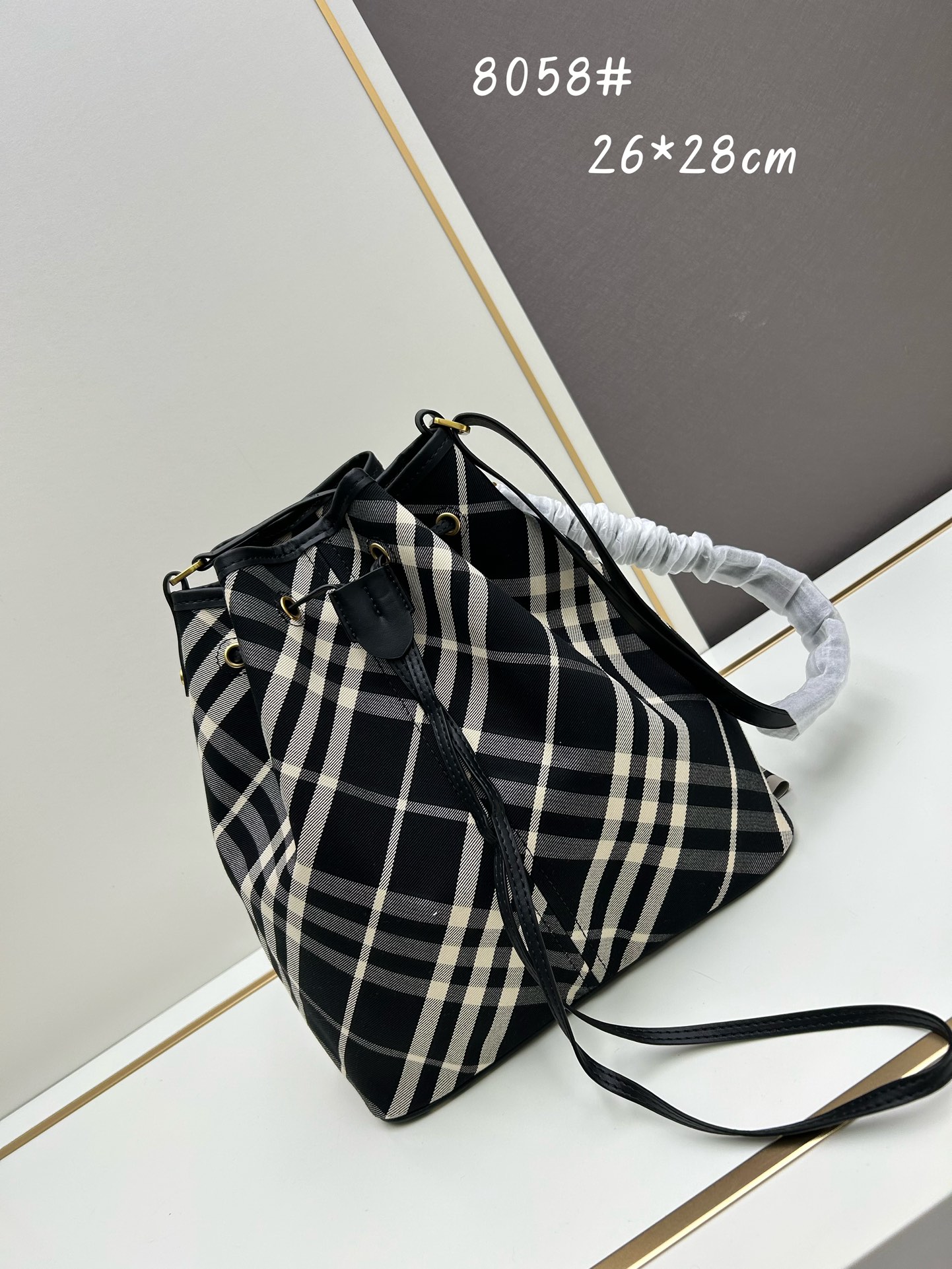 Burberry Vente
 Sacs À Main Sac Seau Réplique du concepteur supérieur
 Cadre en bois à carreaux Femmes Toile Cuir de vache