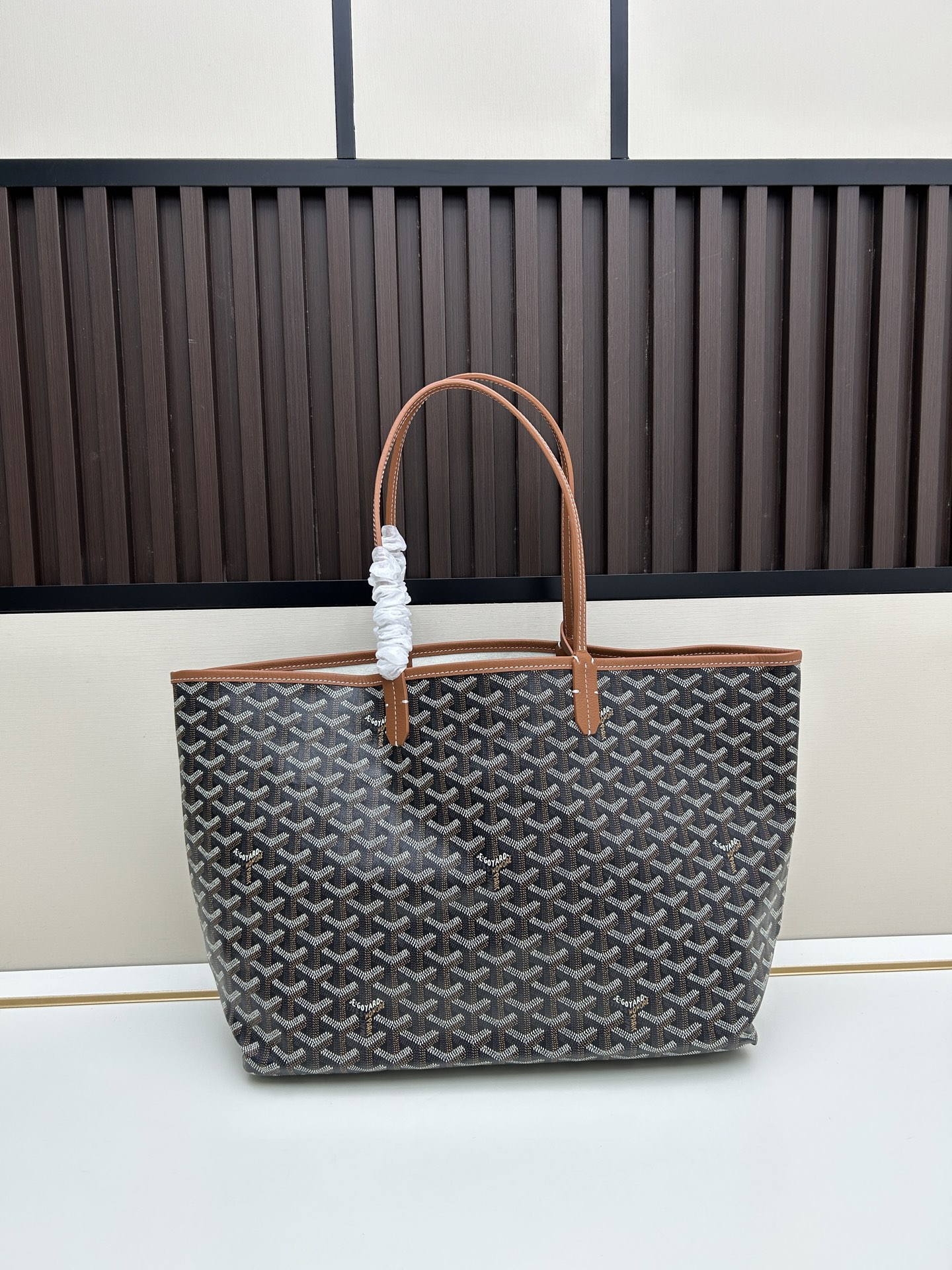 升级版中号goyard双面牛皮托特购物袋作为他们家最经典的tote双面款绝对又提升了一个level加了内