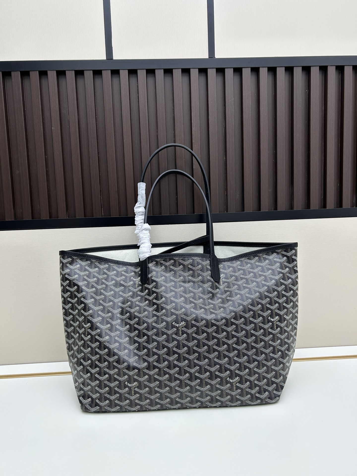 升级版中号goyard双面牛皮托特购物袋作为他们家最经典的tote双面款绝对又提升了一个level加了内