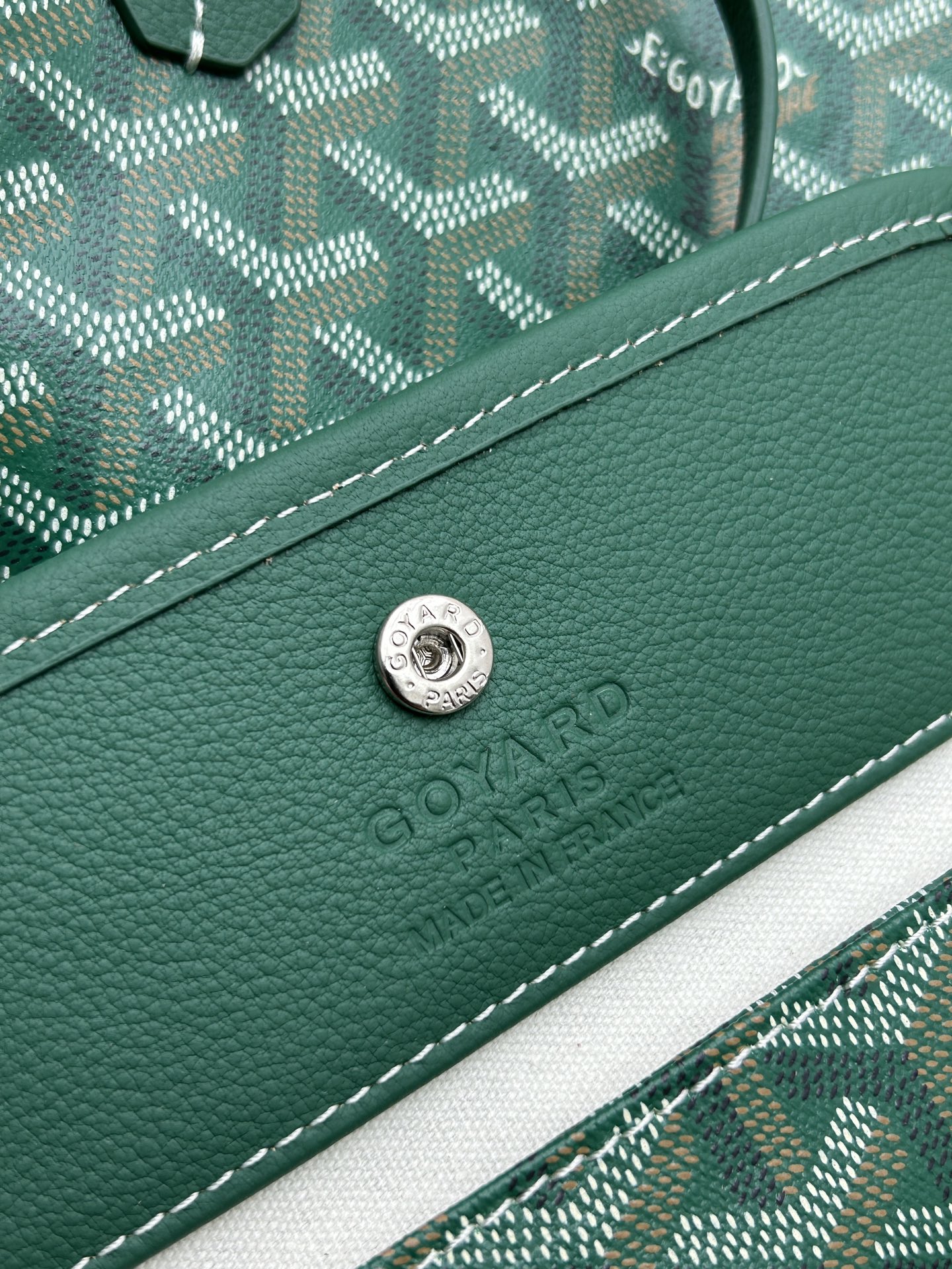 升级版中号goyard双面牛皮托特购物袋作为他们家最经典的tote双面款绝对又提升了一个level加了内