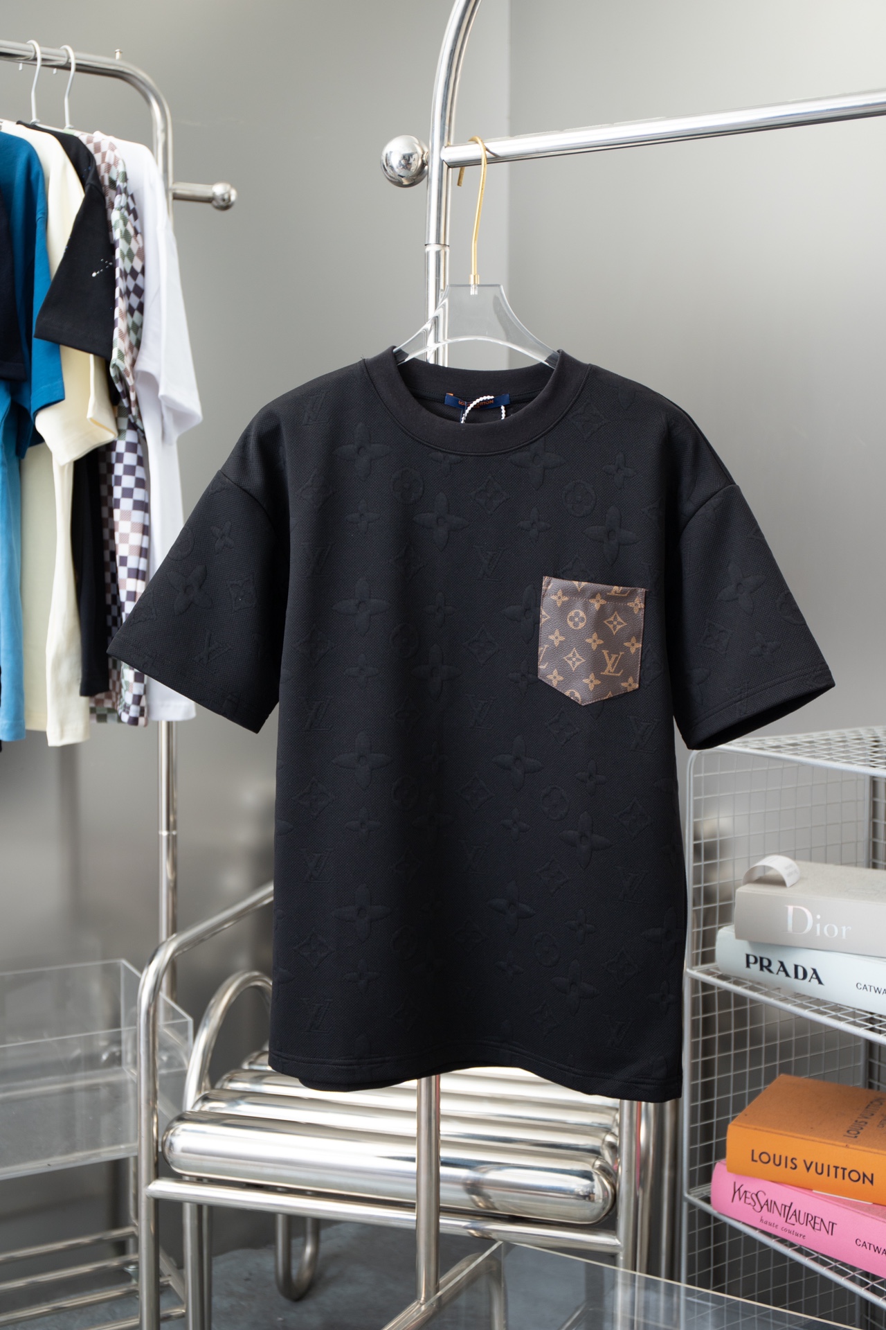 Louis Vuitton Clothing T-Shirt Unisex Cotton Spring/Summer Collection Fashion Short Sleeve