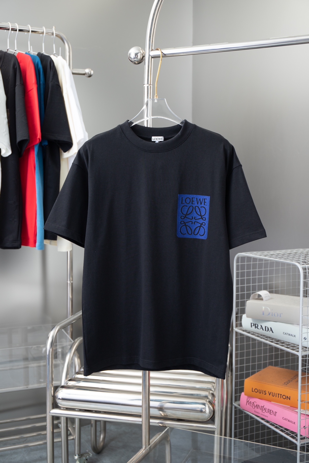 🅿️95 Alta calidad Loewe 24 inicio de primavera nuevo estilo logo de pecho bordado camiseta de manga corta, sincronizad…
