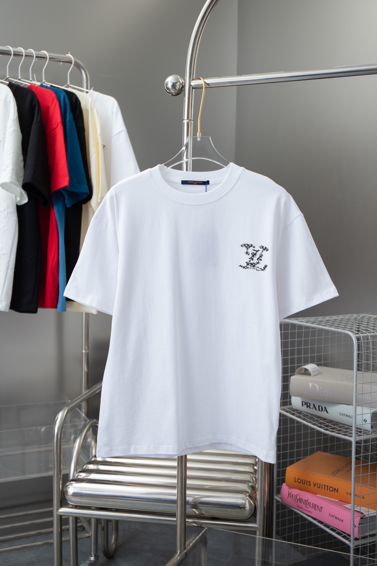 Louis Vuitton Designer
 Clothing T-Shirt Top Fake White Unisex Cotton Spring Collection Fashion Short Sleeve