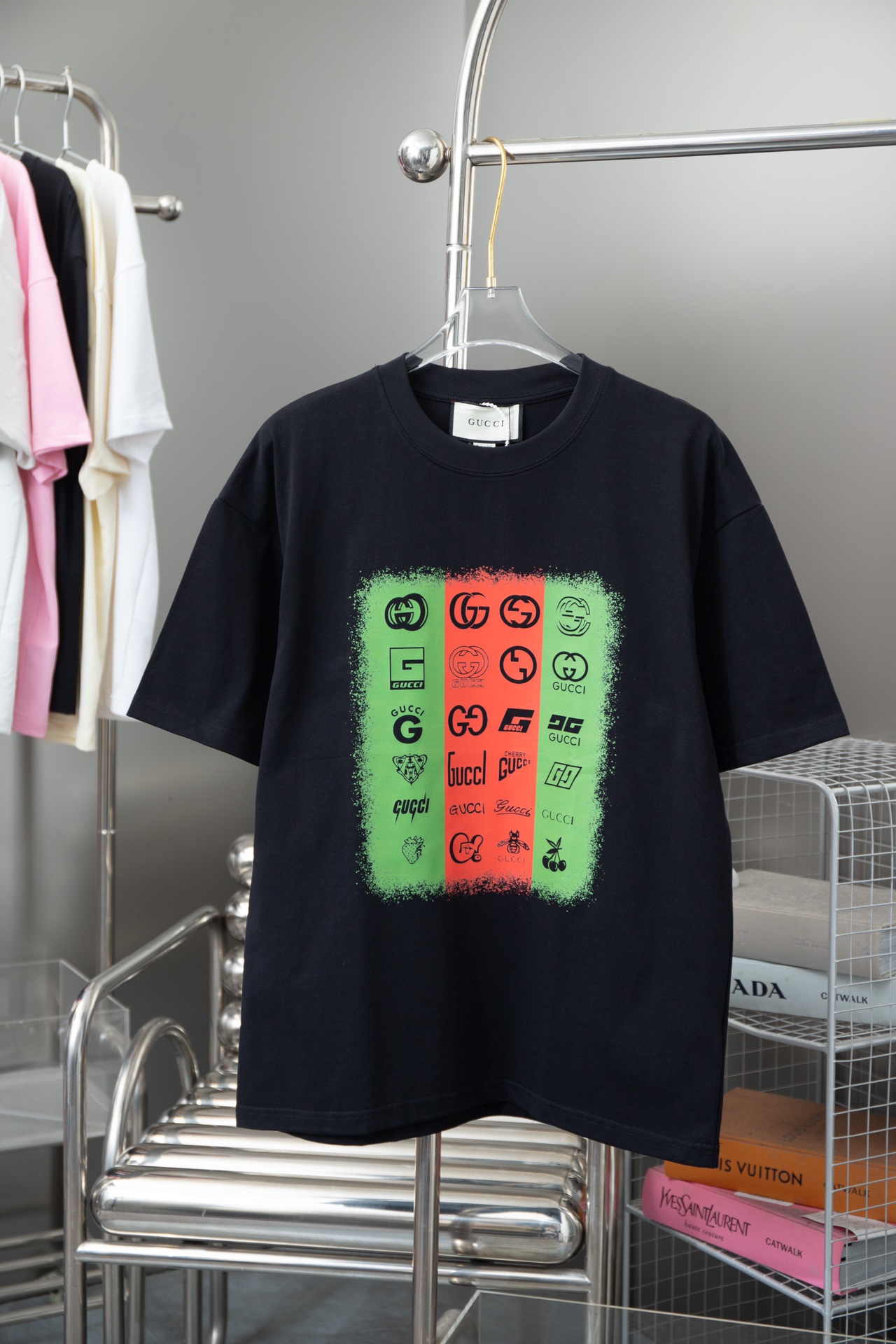Alta calidad GU24 nueva primavera camiseta de manga corta, camiseta con estampado de logo de letras graffiti clásico, s…