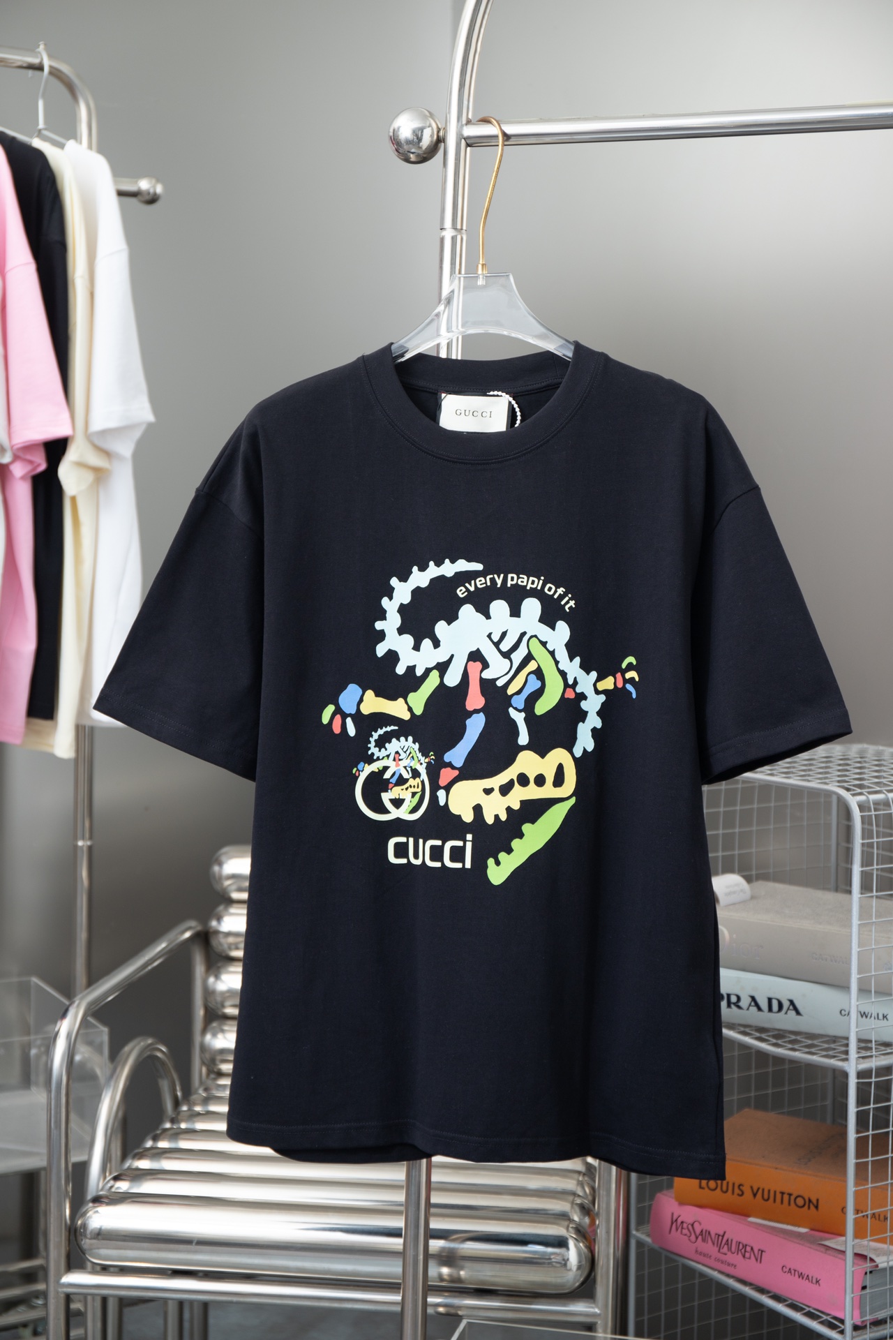 Alta calidad GU24 nueva primavera serie del dragón 🐲, camiseta con estampado de logo de letras clásico, sincronizada c…