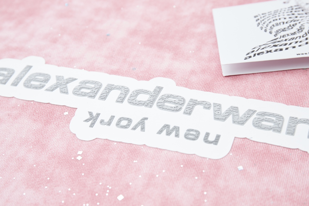 Luxury Handbag with Fur Coating and Velvet Details in Dark Blue/White – Alexanderwang 24SS - 图片 5