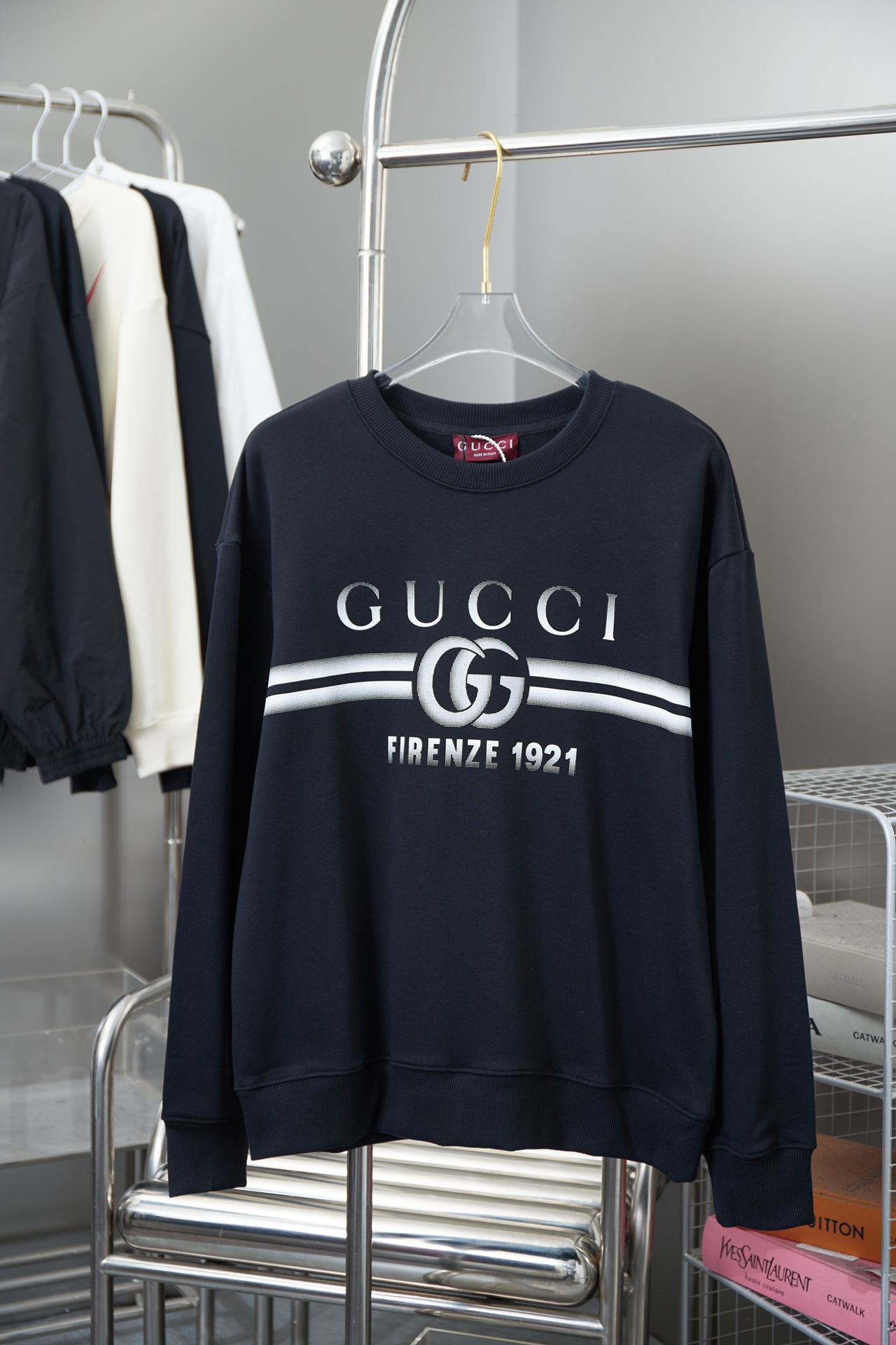 Gucci GUCCI GC 24FW Sudadera de cuello redondo con estampado de doble G en negro, lujo ligero, prenda imprescindible pa…