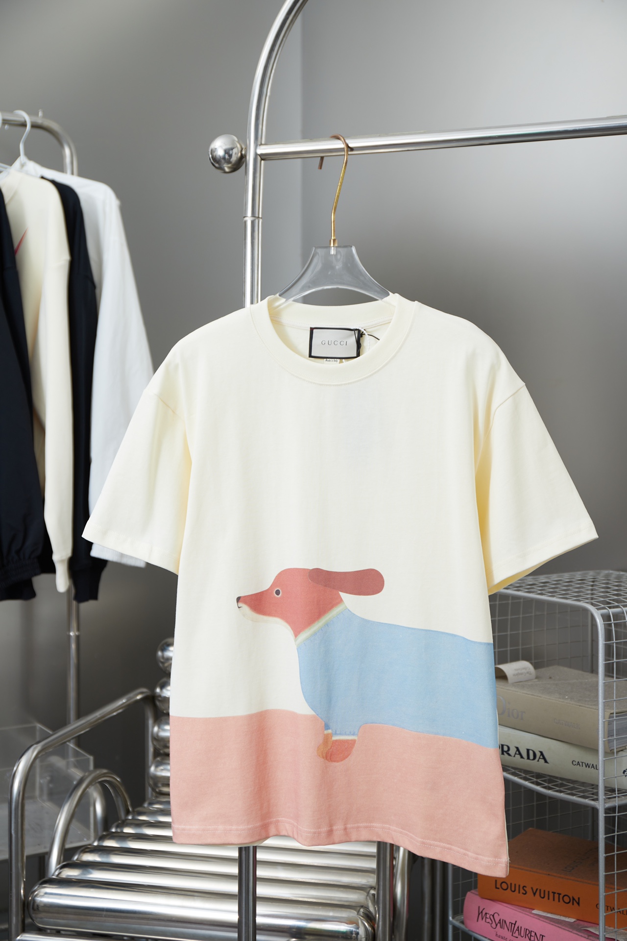 Gucci 古驰 24FW de alta calidad, nueva camiseta de manga corta con estampado divertido de dibujos animados, lindo perro s…