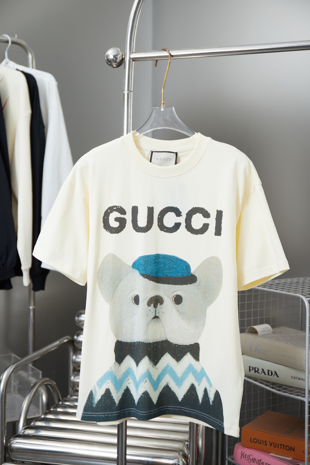 Camiseta de alta calidad Gucci 24FW nueva con estampado divertido de dibujos animados, adorable perro peludo 🐶, con pr…