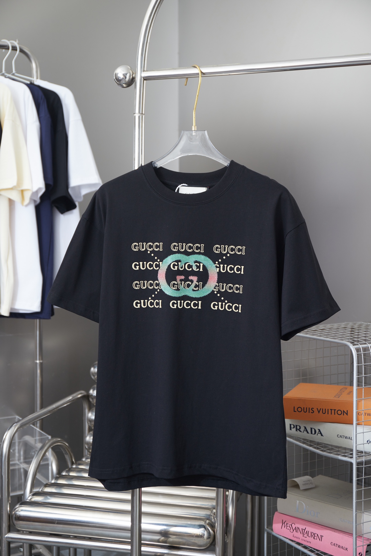 Gucci GUCCI GC 25SS de nueva temporada de primavera, camiseta de manga corta clásica con doble G rojo y verde y placa g…