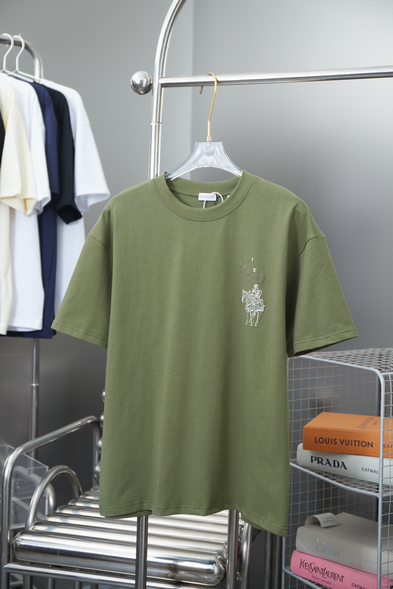 BBR Burberry 25SS nueva llegada de principios de primavera, camiseta de manga corta con estampado de caballero de equit…