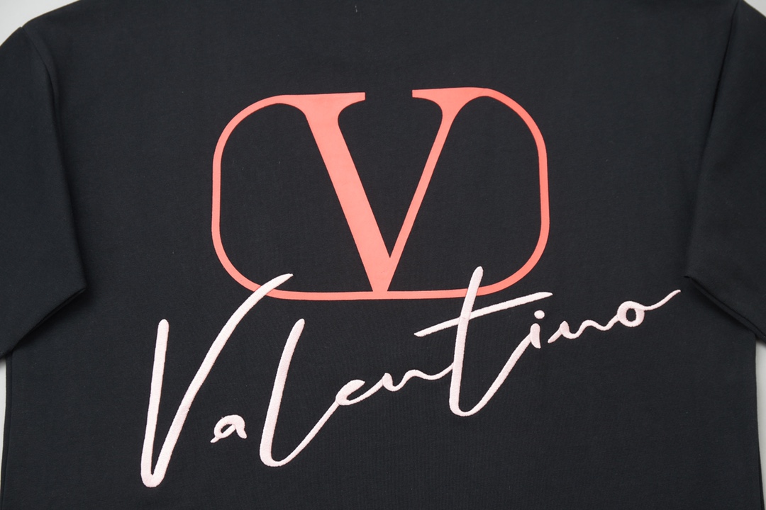 Luxury Cotton T-shirt with Embroidered Logo – Valentino 2025 Collection - 图片 6