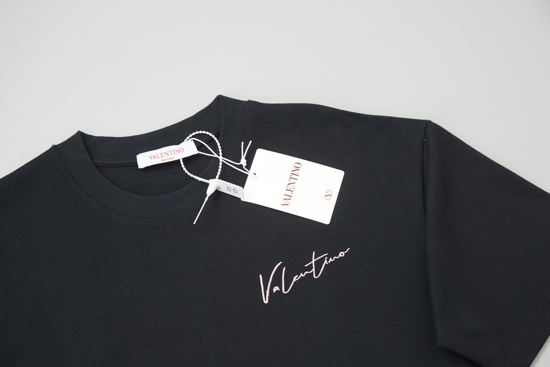 Luxury Cotton T-shirt with Embroidered Logo – Valentino 2025 Collection - 图片 3