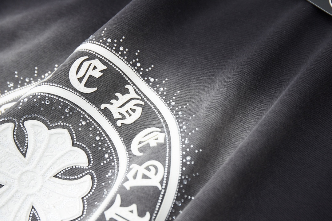 Chrome Hearts Vintage Graphic Tee - Soft Cotton Crew Neck T-Shirt 6 i1740563703 5154 14