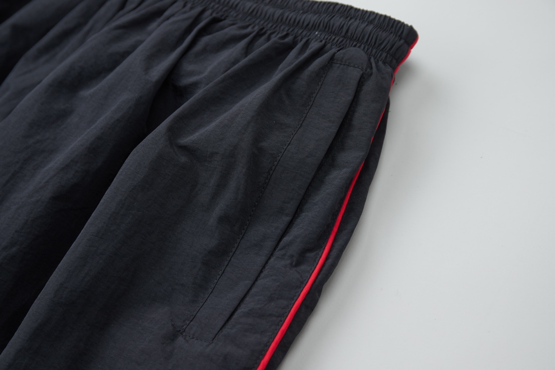 Luxury Red Mansion Embroidery Package with Custom Features: Detailed Description. - 图片 4