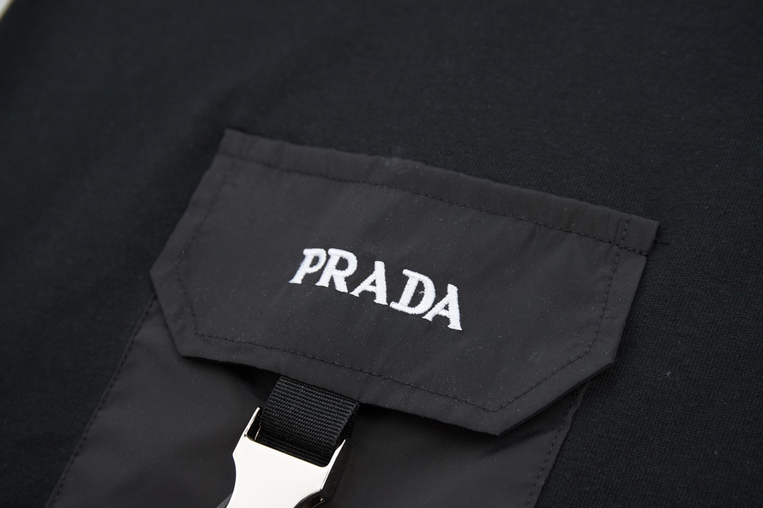 Luxury PRAD* 25SS Short Sleeve Shirt with Custom Hardware Buttons and Machine Embroidery - 图片 6