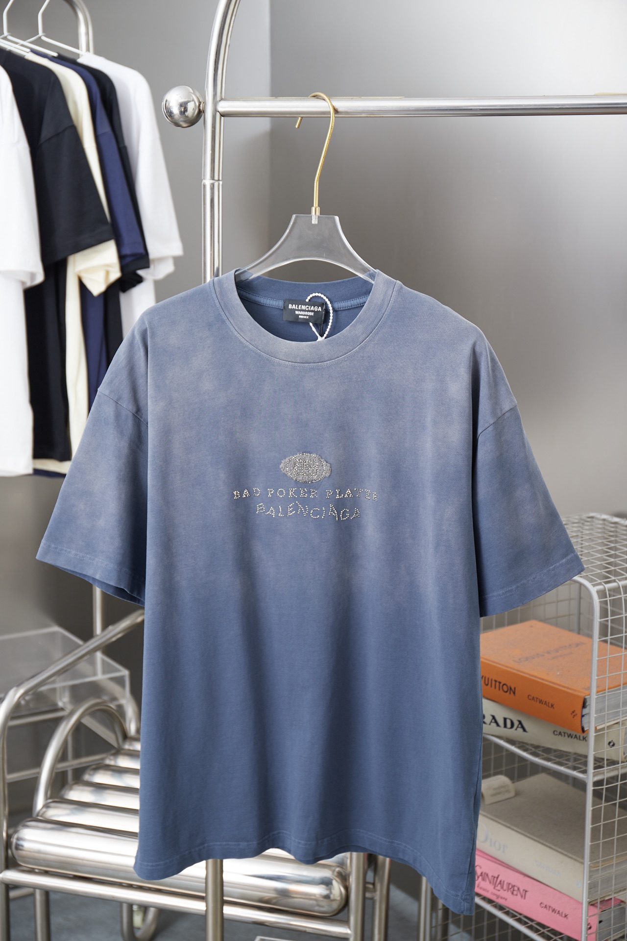 발렌시아가 남성 반팔 26SS 49174