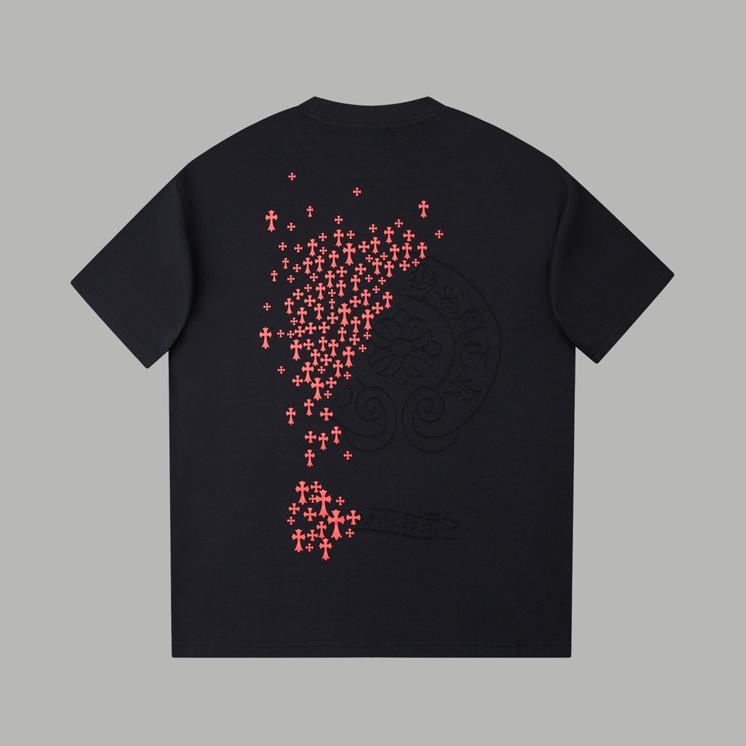 包邮 顶级版本 Ch*ome Hearte 26SS早春新款 激光烧花克罗心标签短袖 轻奢主义 男女日常通勤穿搭必备单品 正确版本 欢迎对比 详细特征 · 320克100% 纯棉双纱汗布面料 · 同缸定染特种加粗32支双股1X1螺纹 · 定位激光烧花提花克罗心图案+字母logo · 立体发泡印花十字架 · 成衣普洗 · 双针车线跨缝工艺 · 原版主唛水洗吊牌品牌防潮纸包装 颜色:黑色/白色