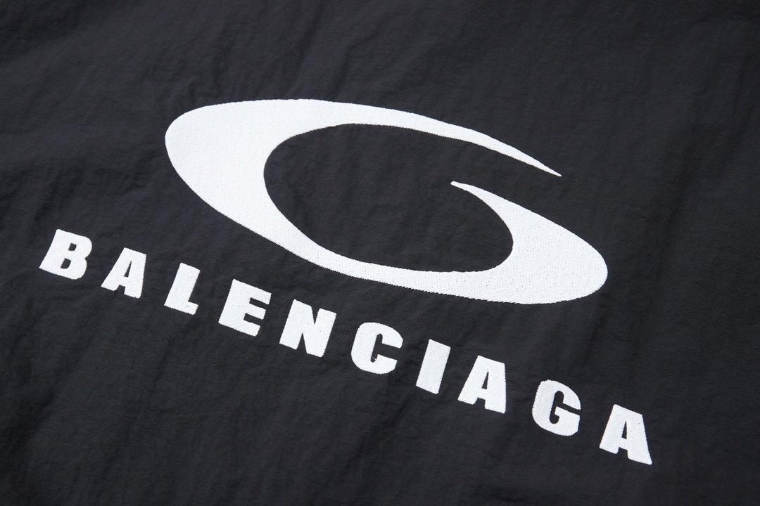 Balenciaga 巴黎世家 𝘽𝘼𝙇𝙀𝙉𝘾𝙄𝘼𝙂𝘼 BLCG 26SS 71前后半环字母刺绣运动套装
