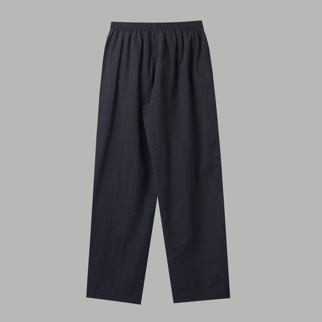 Balenciaga 巴黎世家 𝘽𝘼𝙇𝙀𝙉𝘾𝙄𝘼𝙂𝘼 BLCG 26SS 71前后半环字母刺绣运动套装