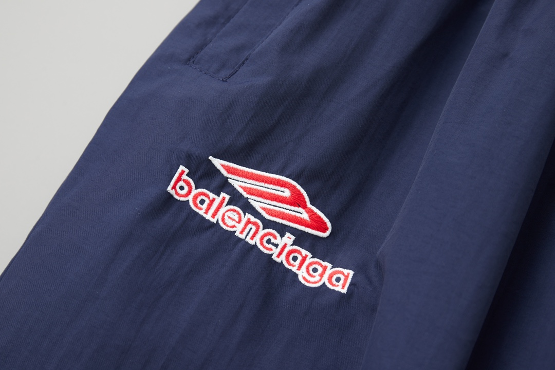 Balenciaga 巴黎世家 𝘽𝘼𝙇𝙀𝙉𝘾𝙄𝘼𝙂𝘼 BLCG 26SS 77 3M曼联刺绣运动套装