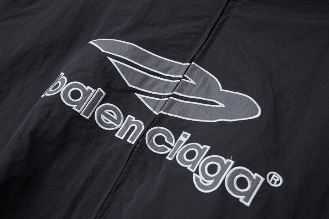 Balenciaga 巴黎世家 𝘽𝘼𝙇𝙀𝙉𝘾𝙄𝘼𝙂𝘼 BLCG 26SS 77 3M曼联刺绣运动套装