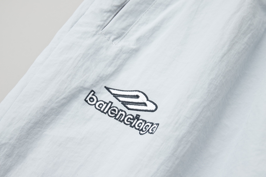 Balenciaga 巴黎世家 𝘽𝘼𝙇𝙀𝙉𝘾𝙄𝘼𝙂𝘼 BLCG 26SS 77 3M曼联刺绣运动套装