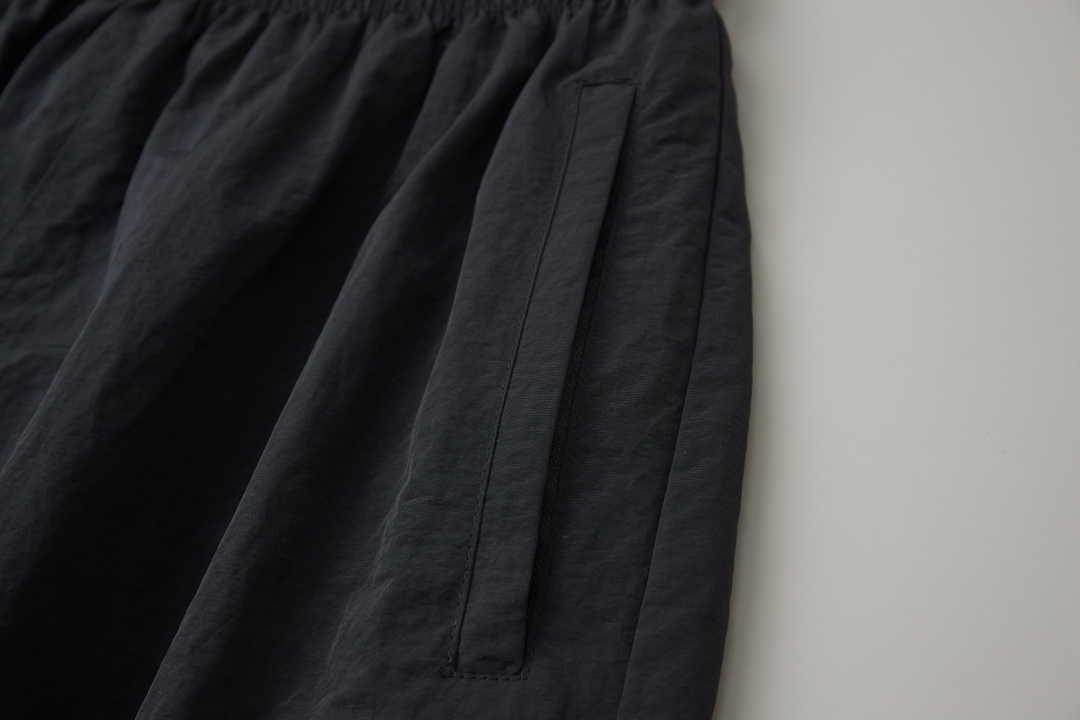 Balenciaga 巴黎世家 𝘽𝘼𝙇𝙀𝙉𝘾𝙄𝘼𝙂𝘼 BLCG 26SS 77 3M曼联刺绣运动套装