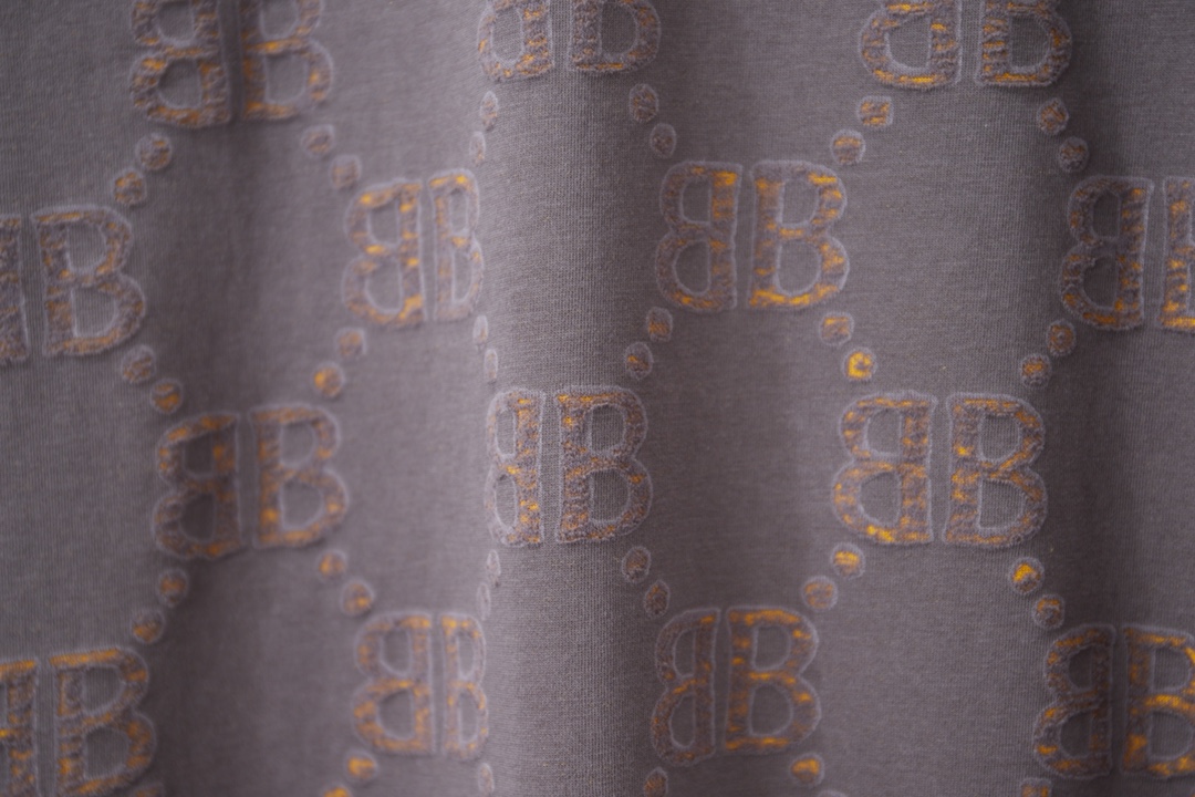 Balenciaga BB 巴黎世家 26SS早春新款 logo烧花提花短袖短袖