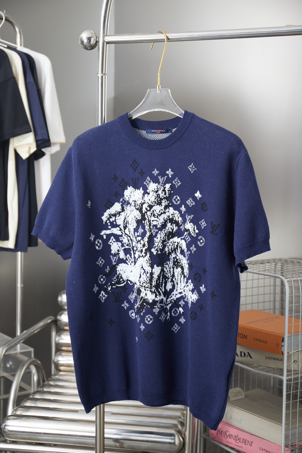 Louis Vuitton LV 路易26ss春夏新款 Lv马年崁花拼色提花针织短袖