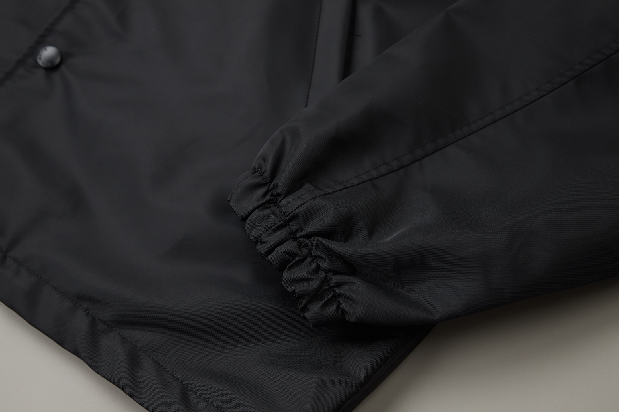 Balenciaga 巴黎世家 𝘽𝘼𝙇𝙀𝙉𝘾𝙄𝘼𝙂𝘼 BLCG 26SS NBA联名尼龙防水翻领教练夹克