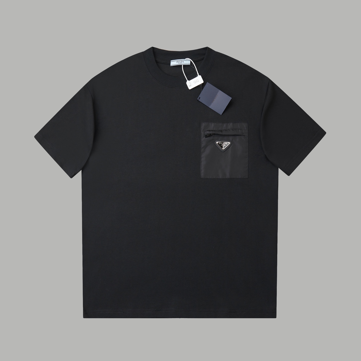 Prada 普拉达 PRADA 26SS早春新款 胸口口袋五金短袖