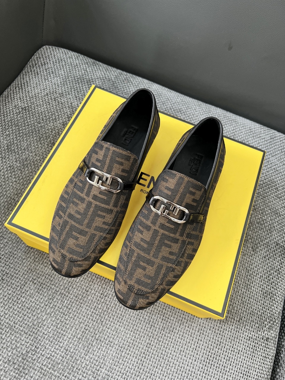 Fendi Style Black Leather Men's Shoes Lookbook Reference image 1