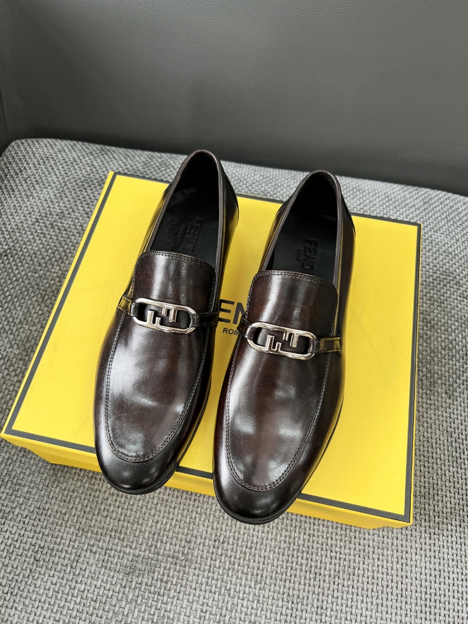 Fendi Style Black Leather Men's Shoes Lookbook Reference image 1