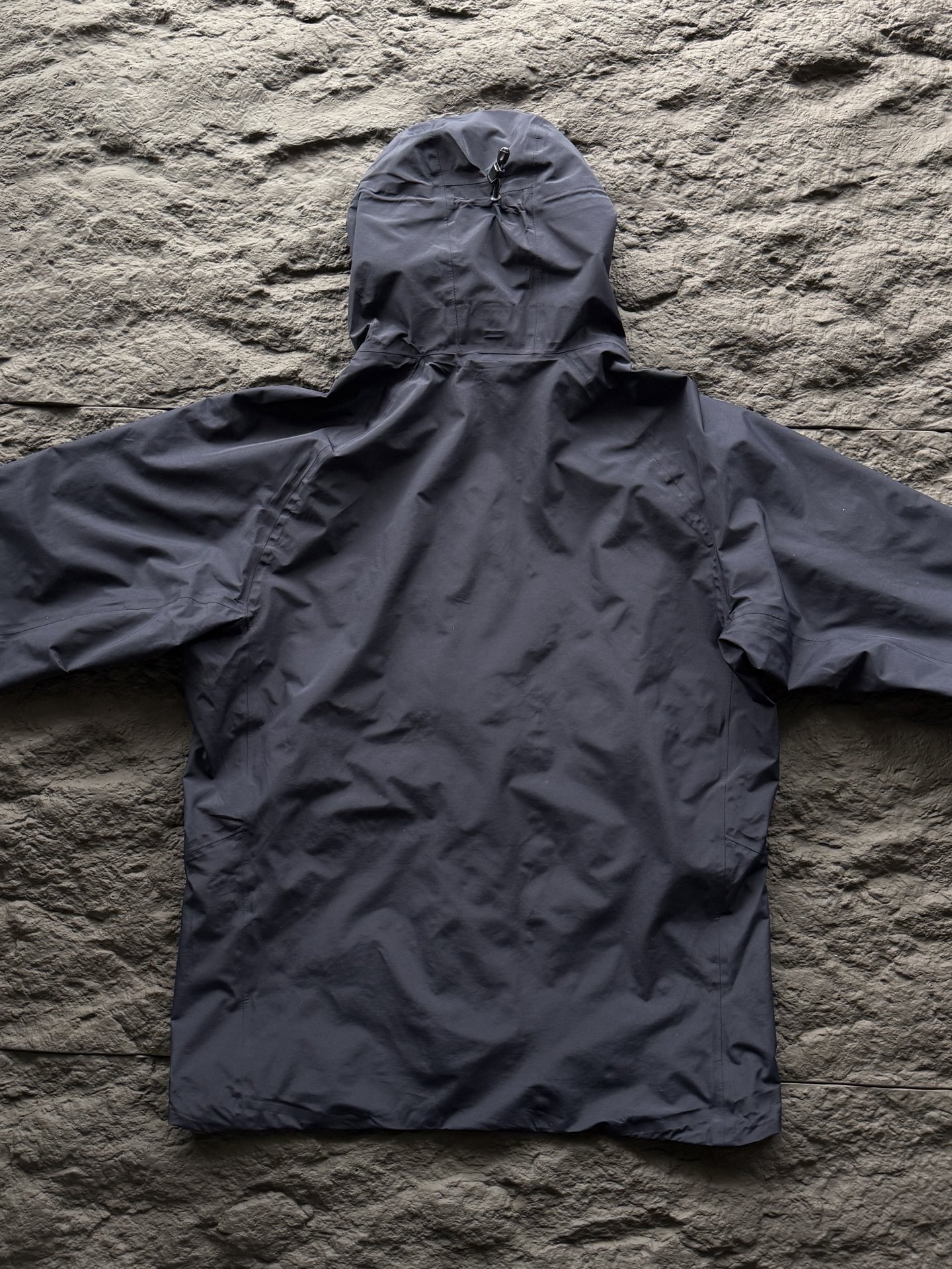 Alternative view of Windbreaker 12691