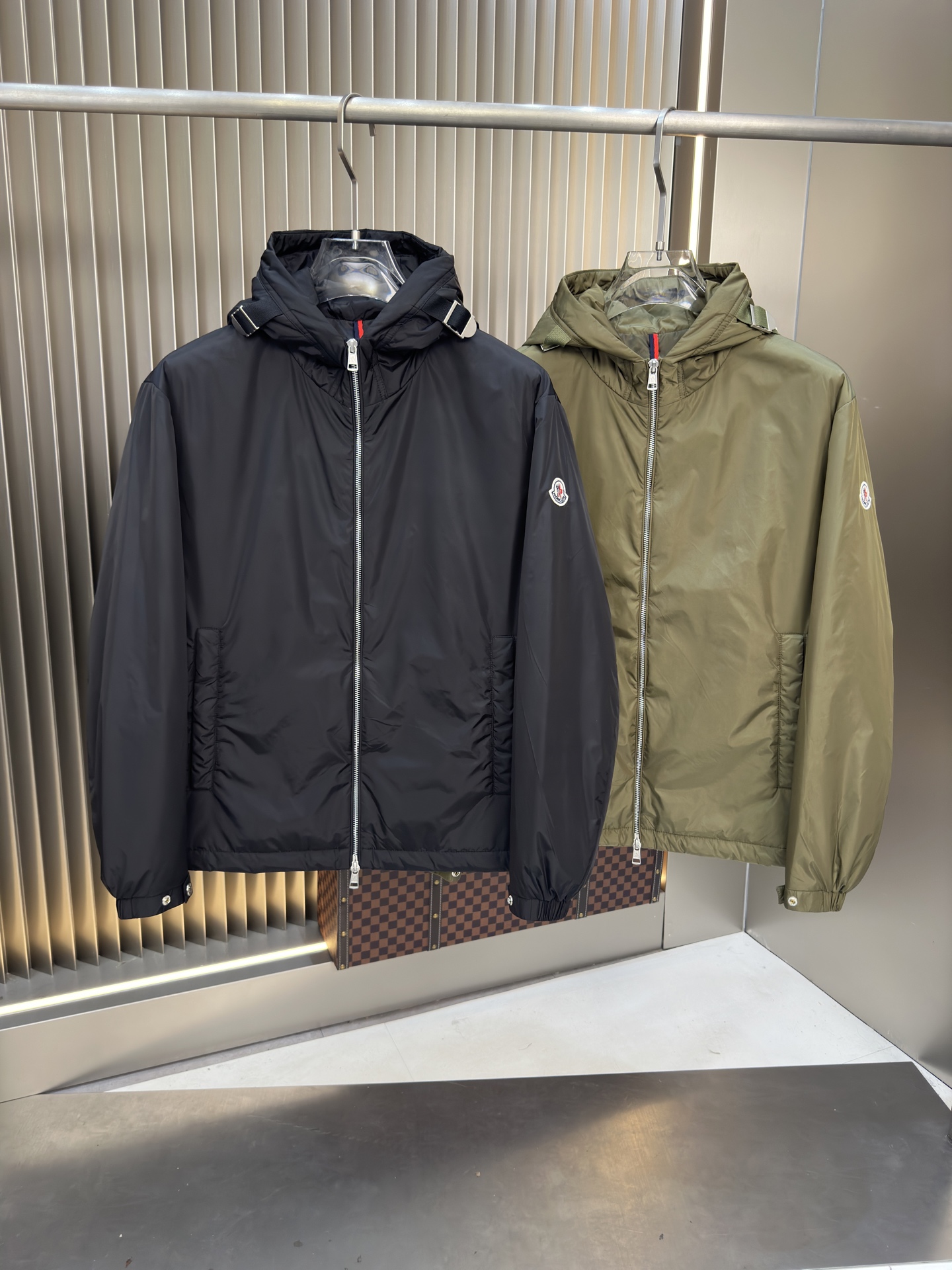 NO:474912,New autumn and winter jackets Original 1:1 custom hardware accessories are fully imported and customized. Welcome to counter comparison. Super soft Super heavy fabrics have a perfect fit. Pay attention to the super comfortable fabric. Exclusive model. Non-market goods. Same size for men and women. M-XXXL,, jackets & coats, alexander wang19860909秋冬新款夹克 原版1:1订制五金配件全进口原版定制 欢迎专柜对比 超柔软 超级重面料做工杠杠的版型完美 注意面料超舒服 独家款 非市场货 男女同款尺码M一XXXL,,jackets & coats,alexander wang,Men's clothing