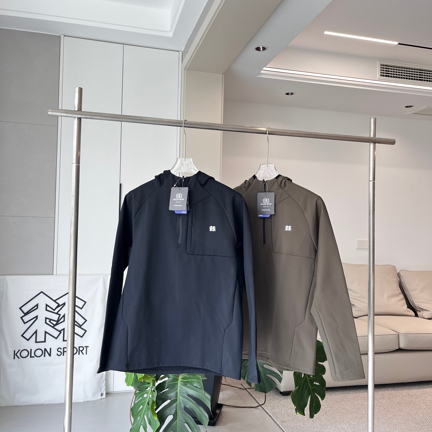 _djz9sPX3UqKdoH-eZkL0lv_jv9r7qqmohhKxl_A